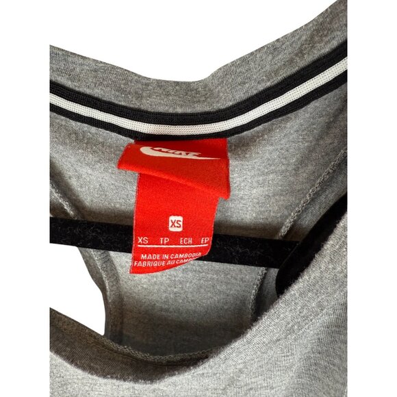 2 Nike Racerback Workout Tank Tops - Regular & Dri Fit - Extra Small - Picture 6 of 6